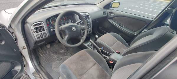 Toyota Avensis Äänekoski - valokuva 6