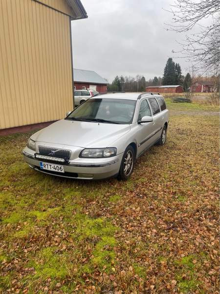 Volvo V70 Pyhäjoki – foto 1