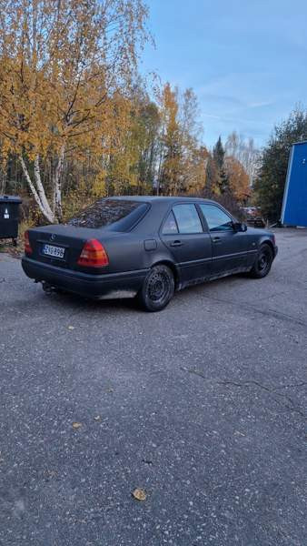 Mercedes-Benz C Hausjärvi - photo 2