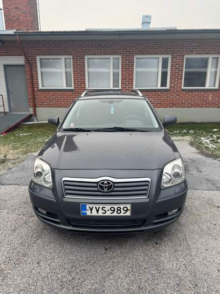 Toyota Avensis Somero – foto 7