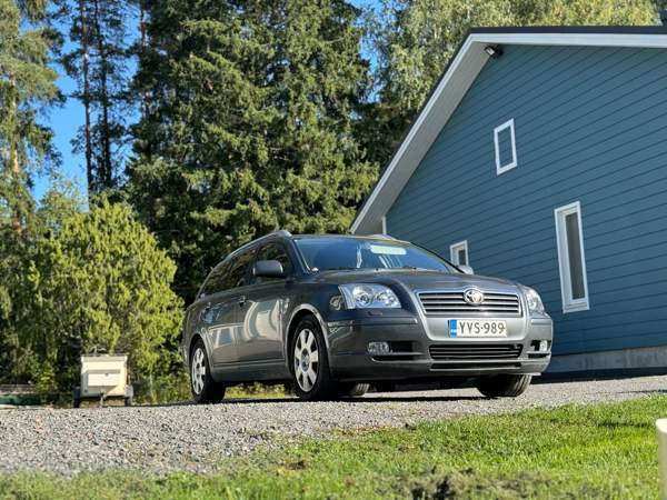 Toyota Avensis Somero – foto 2