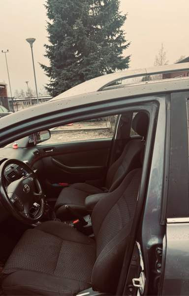 Toyota Avensis Somero – foto 8