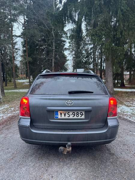 Toyota Avensis Somero – foto 6